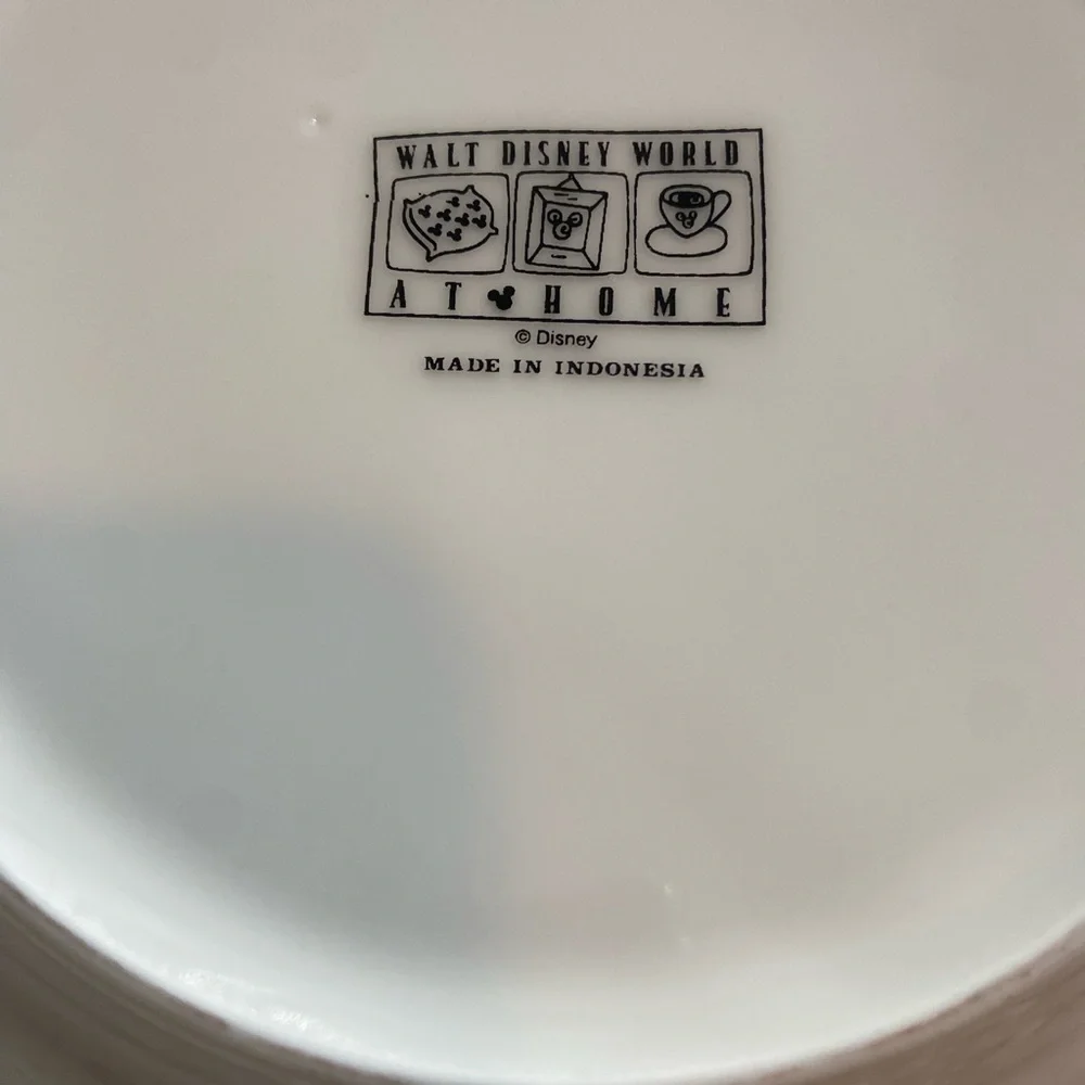 Disney Blue and White Ceramic plate - Picture 4 of 7